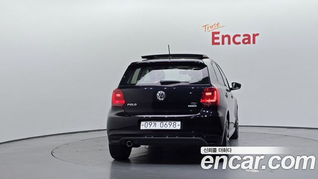 Volkswagen Polo из Кореи Encar